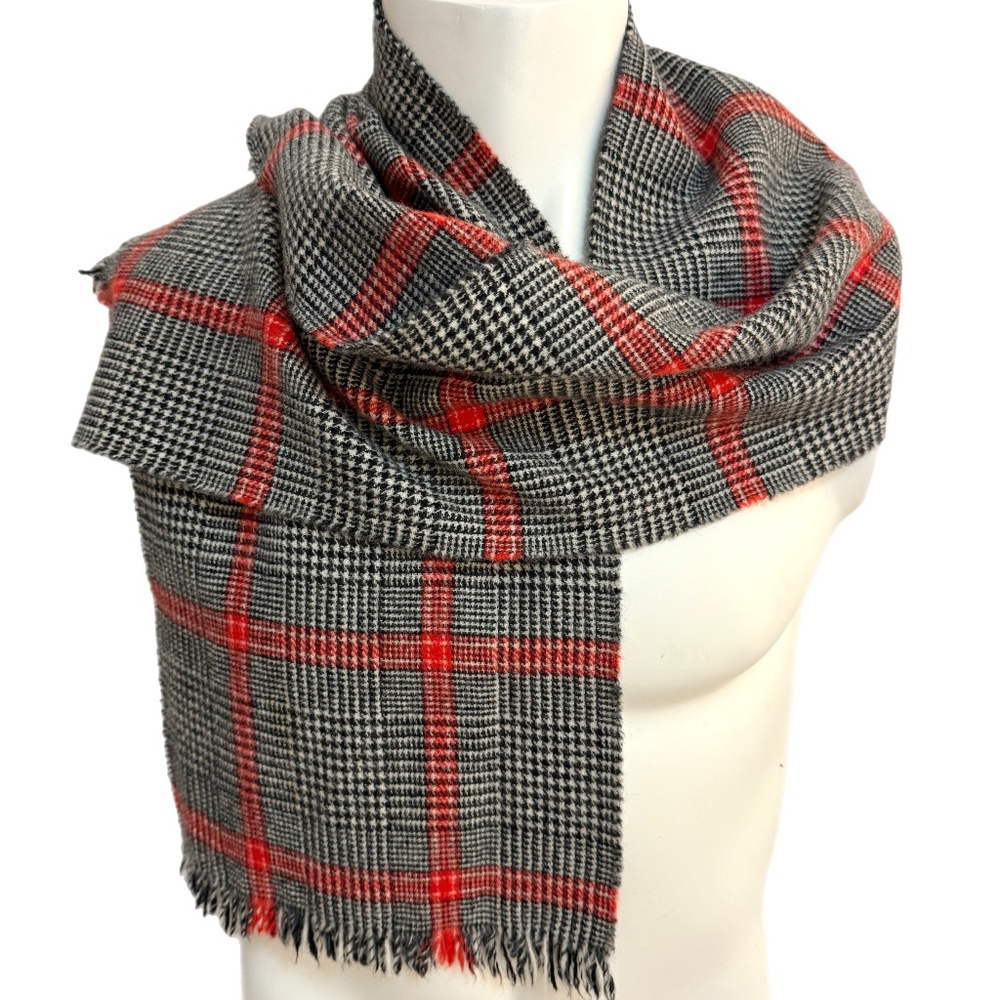 Eaton “European Collection” Pure Wool Plaid Scarf – Made in Scotland